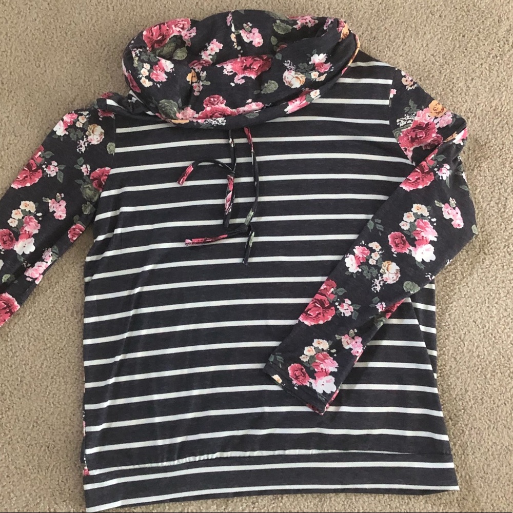 Long sleeve cowl neck shirt